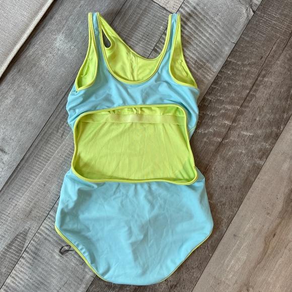 NWOT Athleta girl one piece - Picture 2 of 2
